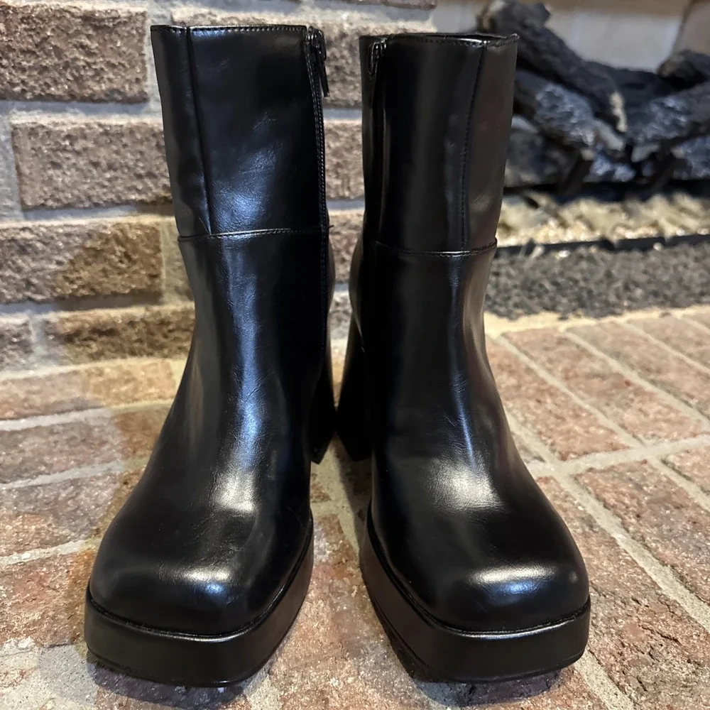 Steve Madden Izabelle Black Square Toe Platform Block Heel Ankle Boots Sz 6.5
